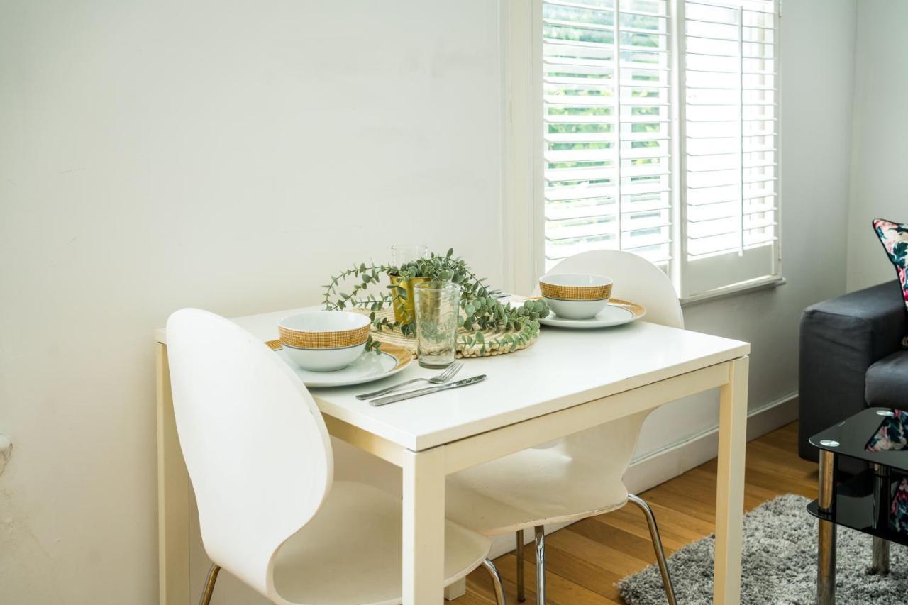 1 Bedroom Notting Hill Londra Exterior foto